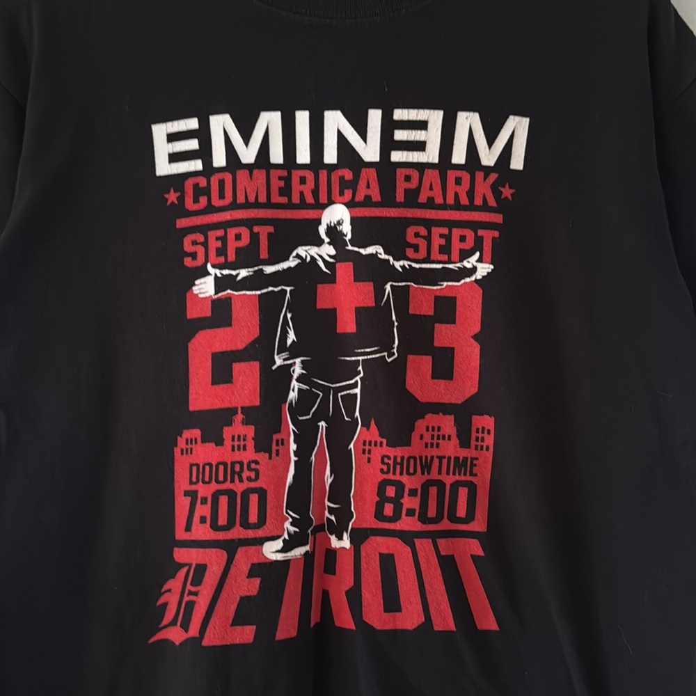 Eminem Commercial Park Detroit Concert T-Shirt / Medium / 2010 / Recovery - Picture 3 of 5